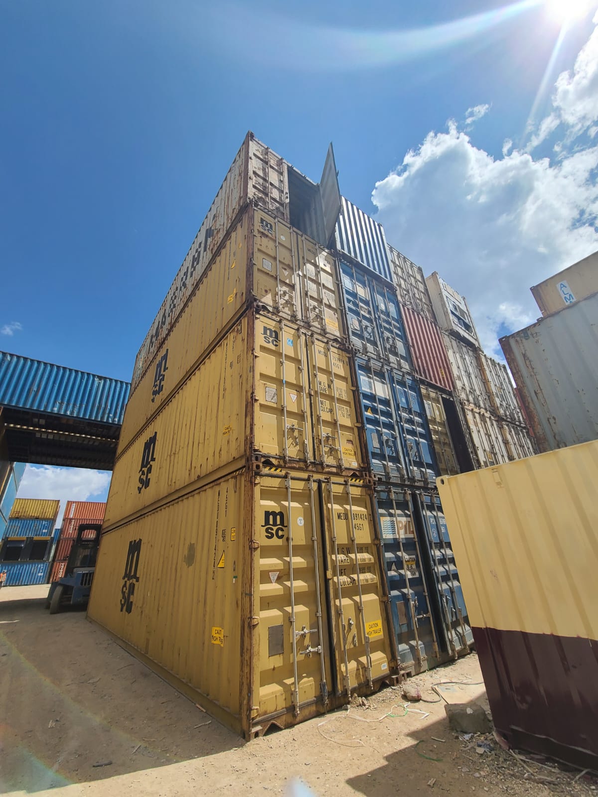 Bela Containers